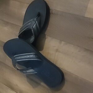 Mens Guess Flipflops Size 12